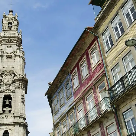 Large Flat W/ Terrace | Ace Location @ Aliados * Porto