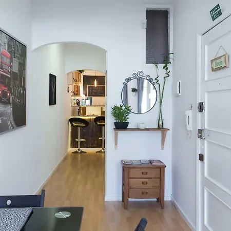 Large Flat W/ Terrace | Ace Location @ Aliados * Porto