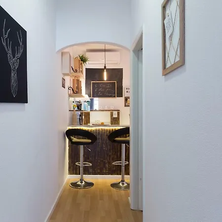 Large Flat W/ Terrace | Ace Location @ Aliados Apartment Porto
