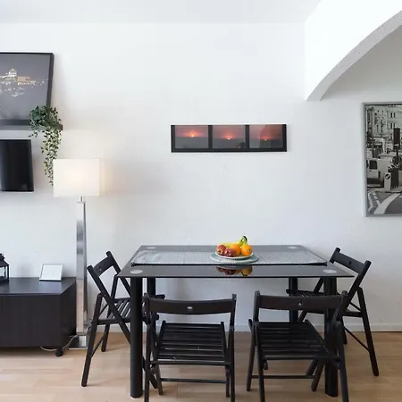Apartment Large Flat W/ Terrace | Ace Location @ Aliados *