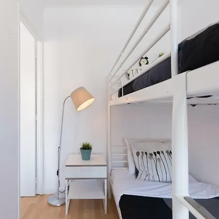 Large Flat W/ Terrace | Ace Location @ Aliados * Porto