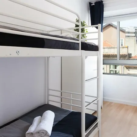 Large Flat W/ Terrace | Ace Location @ Aliados Apartment *