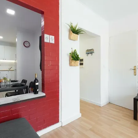 Apartment Large Flat W/ Terrace | Ace Location @ Aliados Porto