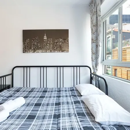 Large Flat W/ Terrace | Ace Location @ Aliados Apartment *