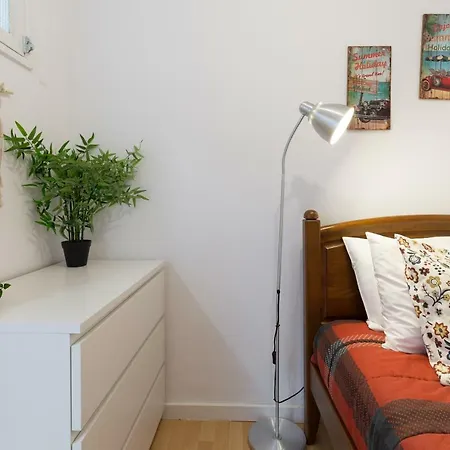 Large Flat W/ Terrace | Ace Location @ Aliados Apartment *